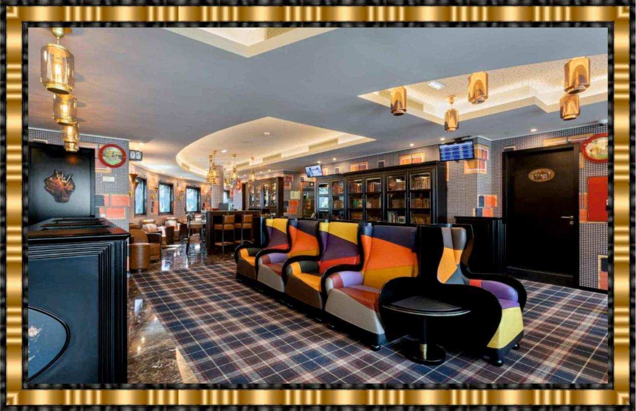 Hotel Jaguar Oporto - Airport To Hotel And City Center And Vice-Versa Is A Free And Continuous Shuttle Service From 7Am To 8Pm Ngoại thất bức ảnh