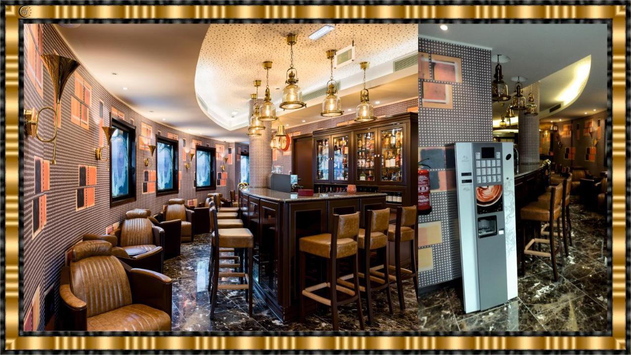 Hotel Jaguar Oporto - Airport To Hotel And City Center And Vice-Versa Is A Free And Continuous Shuttle Service From 7Am To 8Pm Ngoại thất bức ảnh