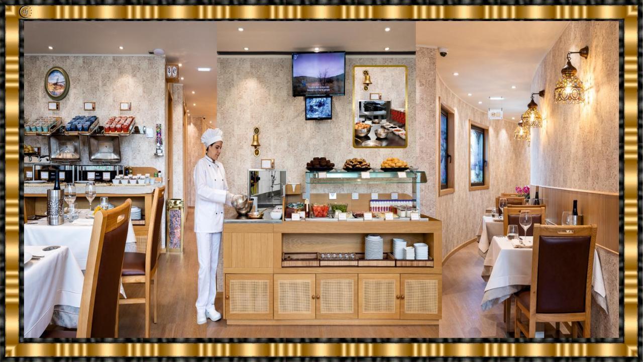 Hotel Jaguar Oporto - Airport To Hotel And City Center And Vice-Versa Is A Free And Continuous Shuttle Service From 7Am To 8Pm Ngoại thất bức ảnh